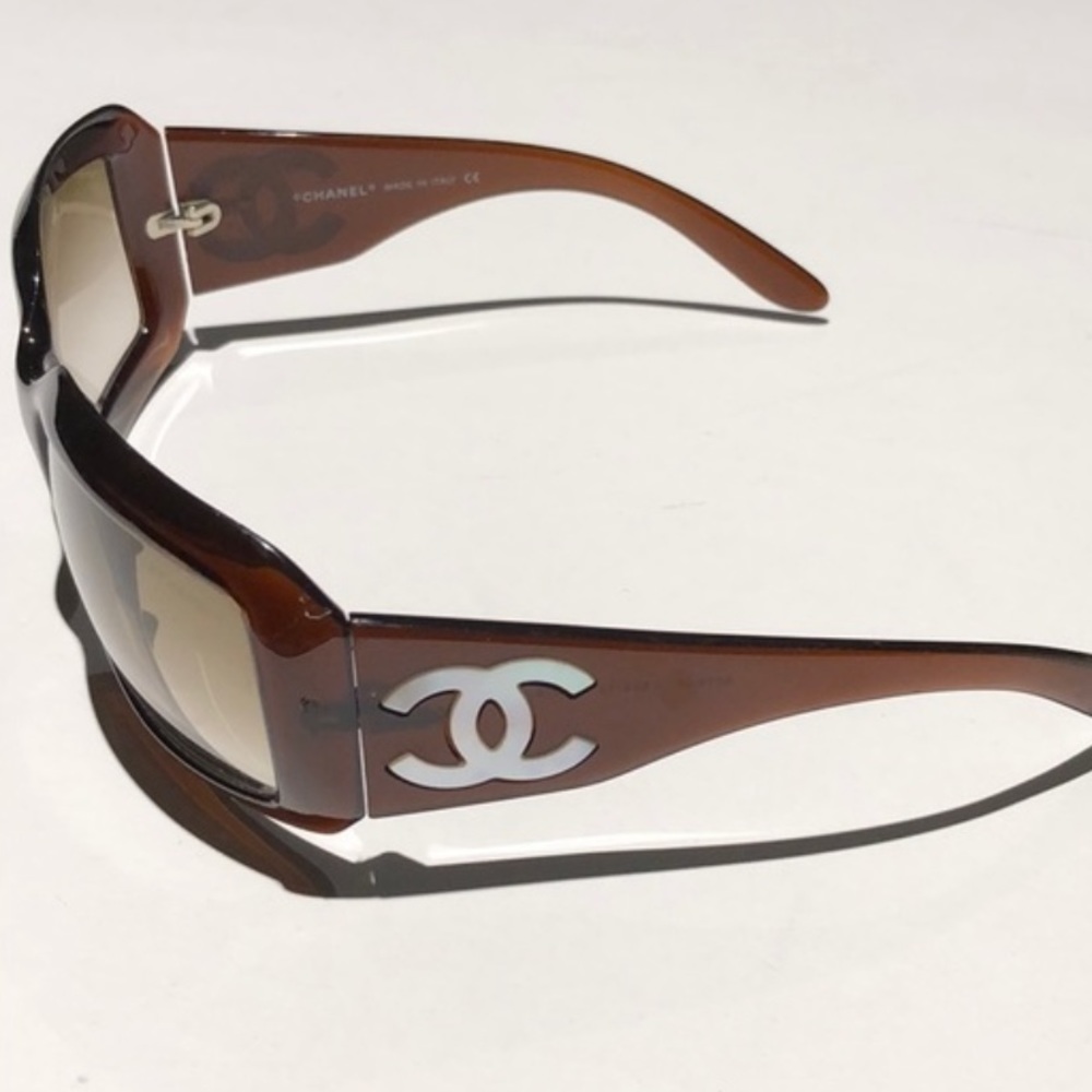 COPY - CHANEL Mother of Pearl brown womens sunglasses